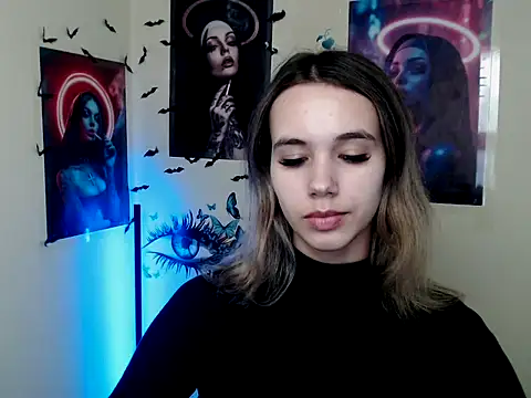  StAcY online show from November 2025 12:49:01 PM