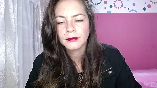 Snapshot of Hanny_24 chatting on May 2026 09:28:01 AM Hanny 24 online show from May 2026 09:28:01 AM