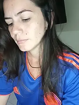 Snapshot of Hanny_24 chatting on June 2026 10:13:02 AM Hanny 24 online show from June 2026 10:13:02 AM