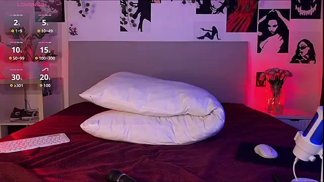 Lisa Moones online show from February 2026 06:36:02 PM