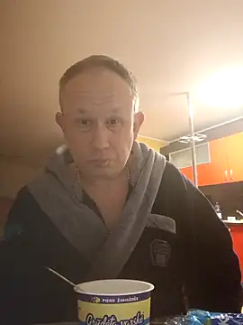 X46x online show from October 2025 04:02:01 AM