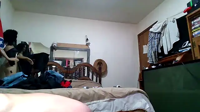 slinginbigD online show from April 2026 06:32:02 PM