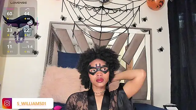 sara williams01 online show from October 2025 01:23:04 PM