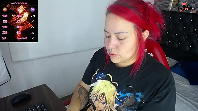 Snapshot of Bruja__Scarlata chatting on February 2025 11:02:01 AM Bruja Scarlata online show from February 2025 11:02:01 AM