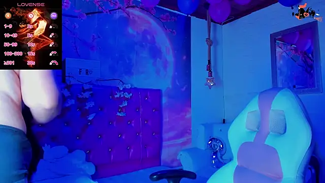 Snapshot of Bruja__Scarlata chatting on February 2025 11:34:02 AM Bruja Scarlata online show from February 2025 11:34:02 AM