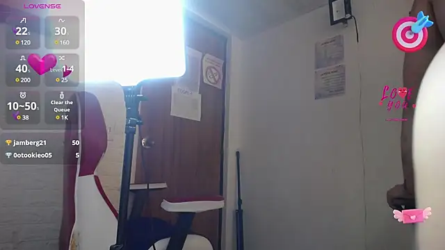 Snapshot of Bruja__Scarlata chatting on February 2025 05:07:01 PM Bruja Scarlata online show from February 2025 05:07:01 PM
