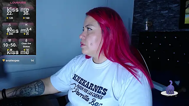 Snapshot of Bruja__Scarlata chatting on February 2025 09:02:01 PM Bruja Scarlata online show from February 2025 09:02:01 PM