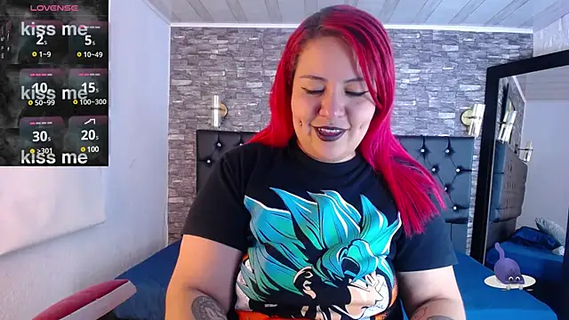 Snapshot of Bruja__Scarlata chatting on February 2025 09:05:02 PM Bruja Scarlata online show from February 2025 09:05:02 PM