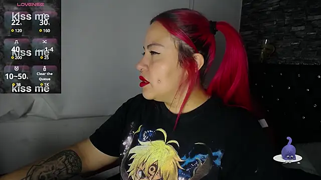 Snapshot of Bruja__Scarlata chatting on March 2025 11:14:02 AM Bruja Scarlata online show from March 2025 11:14:02 AM