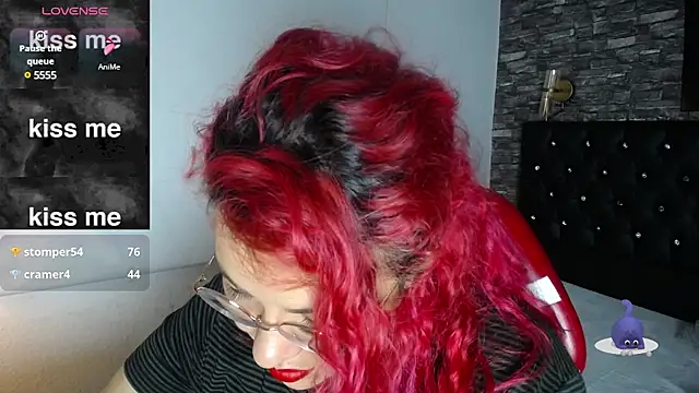 Snapshot of Bruja__Scarlata chatting on March 2025 05:02:02 PM Bruja Scarlata online show from March 2025 05:02:02 PM