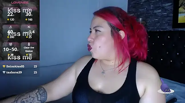 Snapshot of Bruja__Scarlata chatting on March 2025 05:37:01 PM Bruja Scarlata online show from March 2025 05:37:01 PM