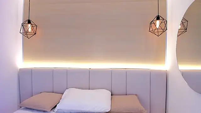 valerysantos  online show from February 2026 12:13:02 PM