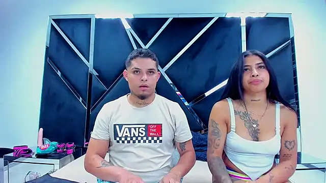 MelissaAndZeuss online show from December 2024 04:45:01 AM