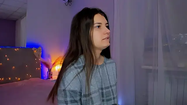 Laura Leee online show from March 2026 05:56:02 AM