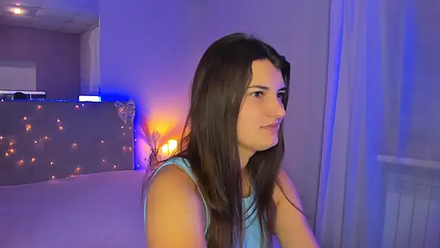 Laura Leee online show from July 2026 04:59:02 AM