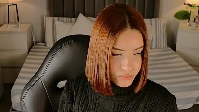 Madie  collins online show from February 2026 12:10:02 PM