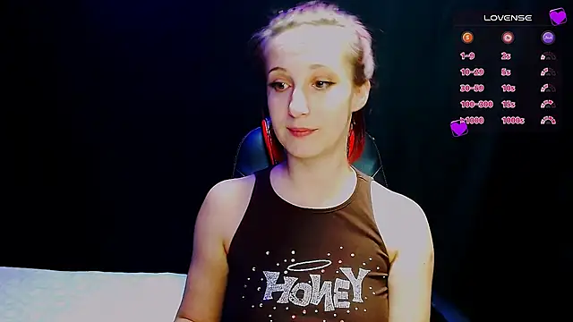 AgathaNoxe online show from December 2024 06:21:01 AM