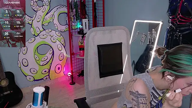 Cumpotik Eve online show from February 2026 02:17:02 AM