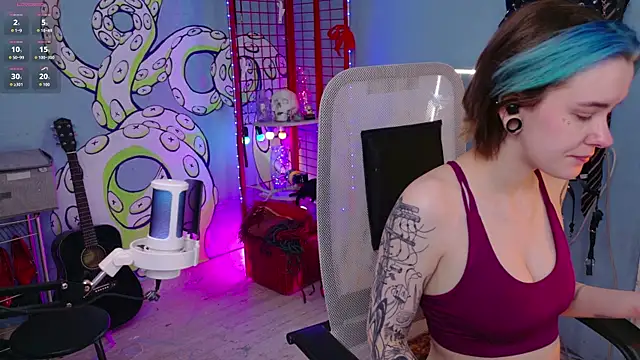 Cumpotik Eve online show from April 2026 04:26:01 AM