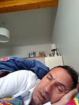 Snapshot of bagoulo chatting on April 2026 12:41:01 PM bagoulo online show from April 2026 12:41:01 PM