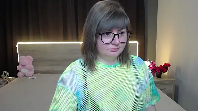 ZannaDreil online show from January 2026 06:53:01 PM