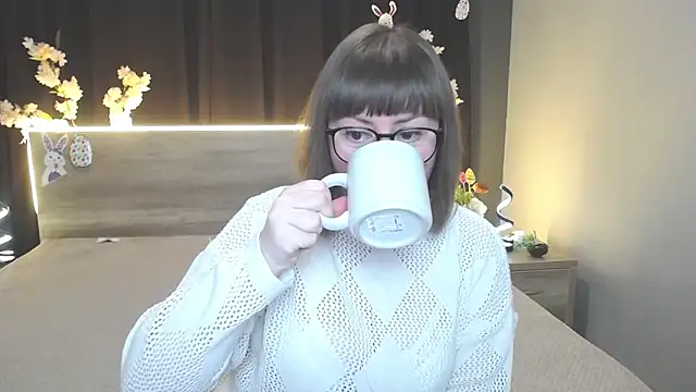 ZannaDreil online show from April 2026 06:16:02 PM