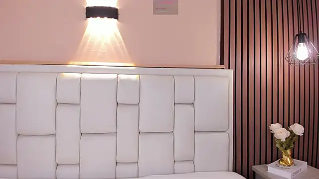 AvyMilton online show from April 2026 12:02:01 PM