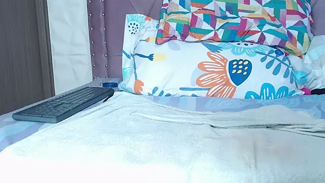 Agata prg online show from February 2025 08:49:02 PM