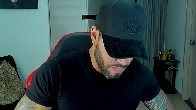 SamirHazard97 online show from April 2026 03:02:01 AM