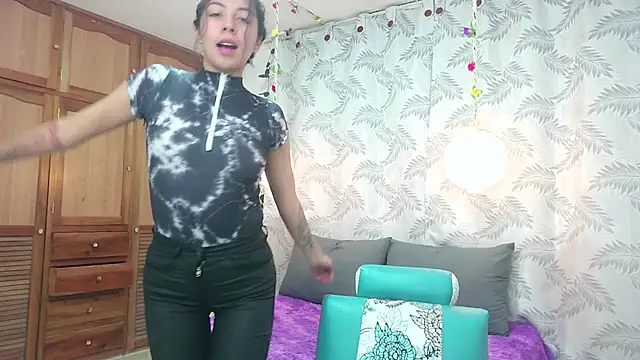 Mya paris online show from January 2025 01:24:01 AM