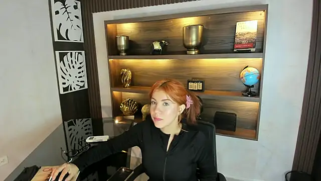 MelaniieRoux online show from April 2026 07:40:01 PM