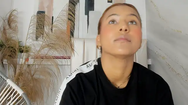 miranda villa online show from April 2026 12:17:01 PM