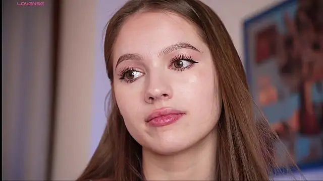 hecola online show from April 2026 12:44:02 PM