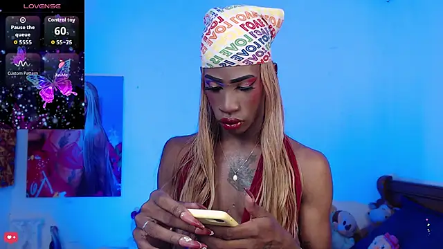 Kendall Gil online show from October 2025 06:13:02 AM