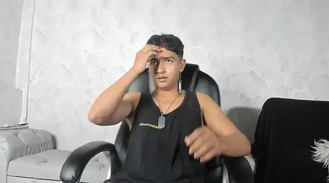 Snapshot of Muichiro_tokito1 chatting on December 2024 04:42:02 AM Muichiro tokito1 online show from December 2024 04:42:02 AM