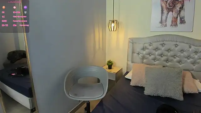 Snapshot of escarleth__ chatting on June 2026 01:53:02 PM escarleth online show from June 2026 01:53:02 PM