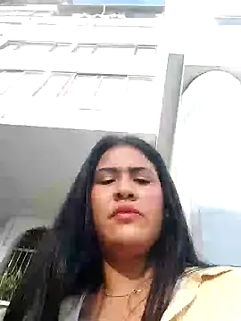 Miia grand online show from December 2024 12:06:01 PM