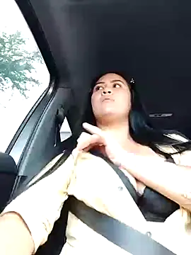 Miia grand online show from March 2025 07:06:02 PM