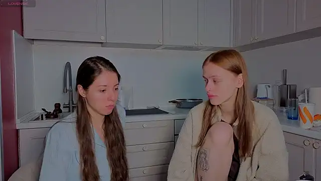 fcjuicy pussy online show from December 2025 09:37:01 AM