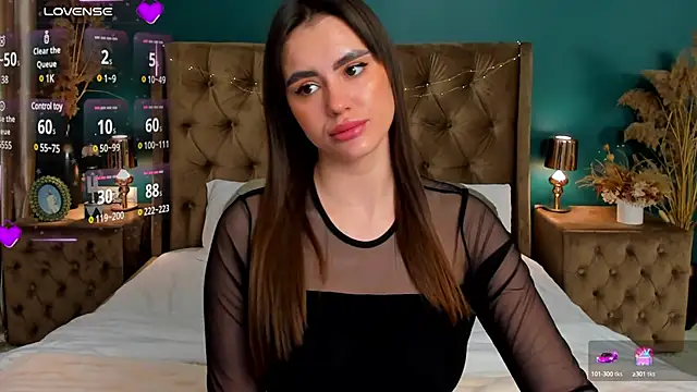 Snapshot of CalyMoon chatting on March 2025 01:09:02 PM CalyMoon online show from March 2025 01:09:02 PM