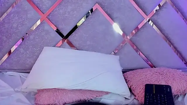 hanna  azumi online show from January 2025 08:07:02 AM