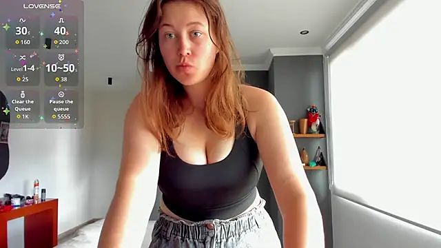 jessica tenderly online show from November 2025 05:03:01 PM