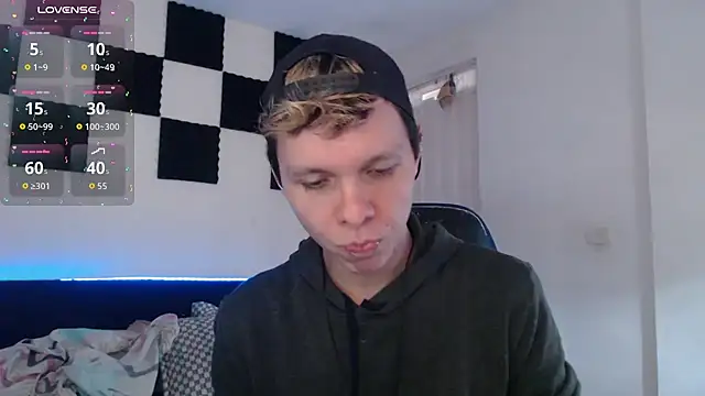 Snapshot of bryamado69 chatting on October 2025 12:38:01 PM bryamado69 online show from October 2025 12:38:01 PM