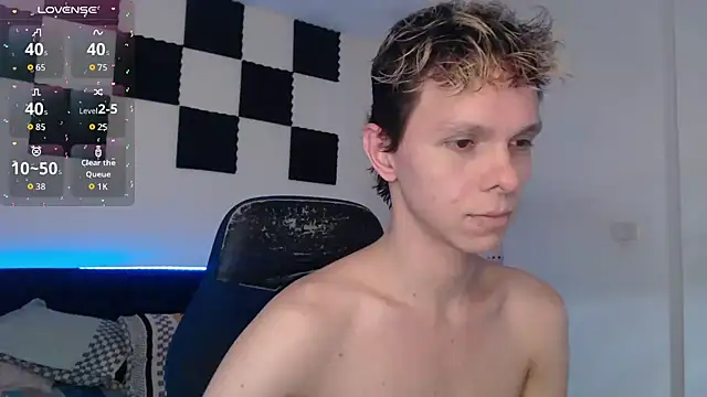 Snapshot of bryamado69 chatting on October 2025 07:01:02 PM bryamado69 online show from October 2025 07:01:02 PM