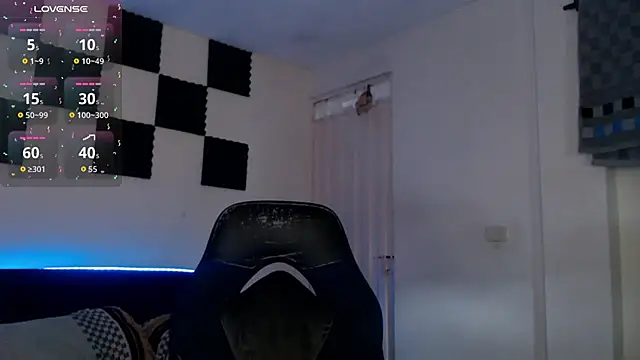 Snapshot of bryamado69 chatting on October 2025 09:30:01 PM bryamado69 online show from October 2025 09:30:01 PM