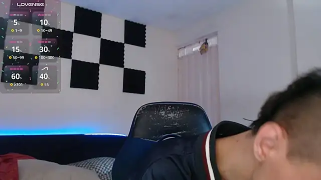 Snapshot of bryamado69 chatting on November 2025 01:43:02 PM bryamado69 online show from November 2025 01:43:02 PM