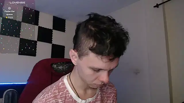 Snapshot of bryamado69 chatting on November 2025 03:05:01 AM bryamado69 online show from November 2025 03:05:01 AM