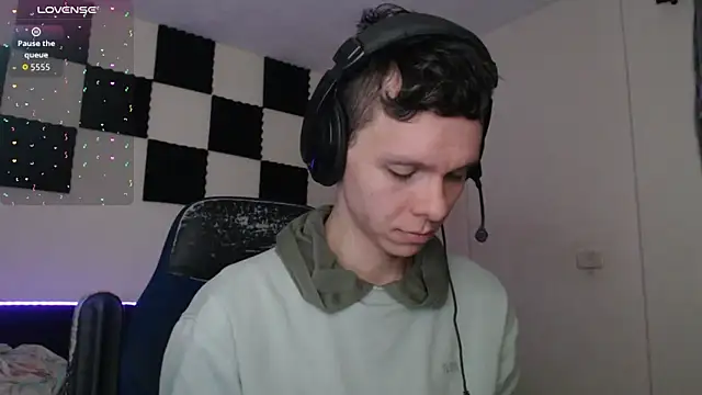 Snapshot of bryamado69 chatting on November 2025 01:04:02 AM bryamado69 online show from November 2025 01:04:02 AM