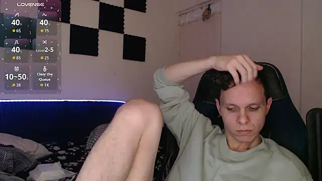 Snapshot of bryamado69 chatting on November 2025 03:45:01 AM bryamado69 online show from November 2025 03:45:01 AM