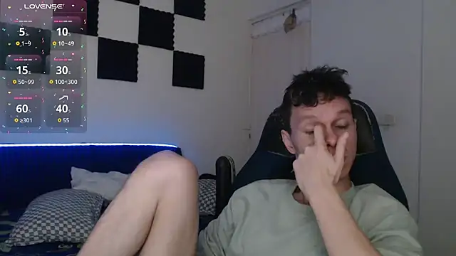 Snapshot of bryamado69 chatting on November 2025 06:13:01 AM bryamado69 online show from November 2025 06:13:01 AM